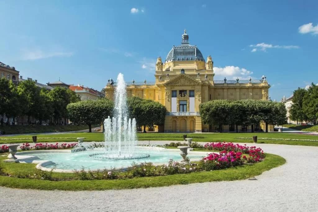 Lea And Maks'S City Apartment Urban Stay Zagreb Luaran gambar