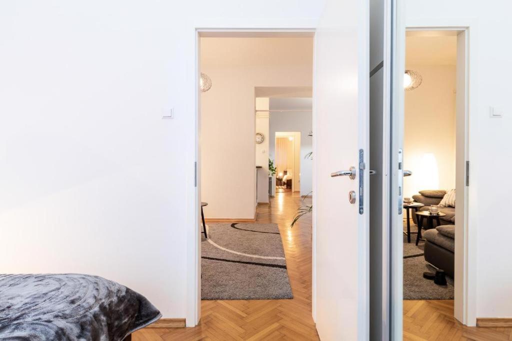 Lea And Maks'S City Apartment Urban Stay Zagreb Luaran gambar